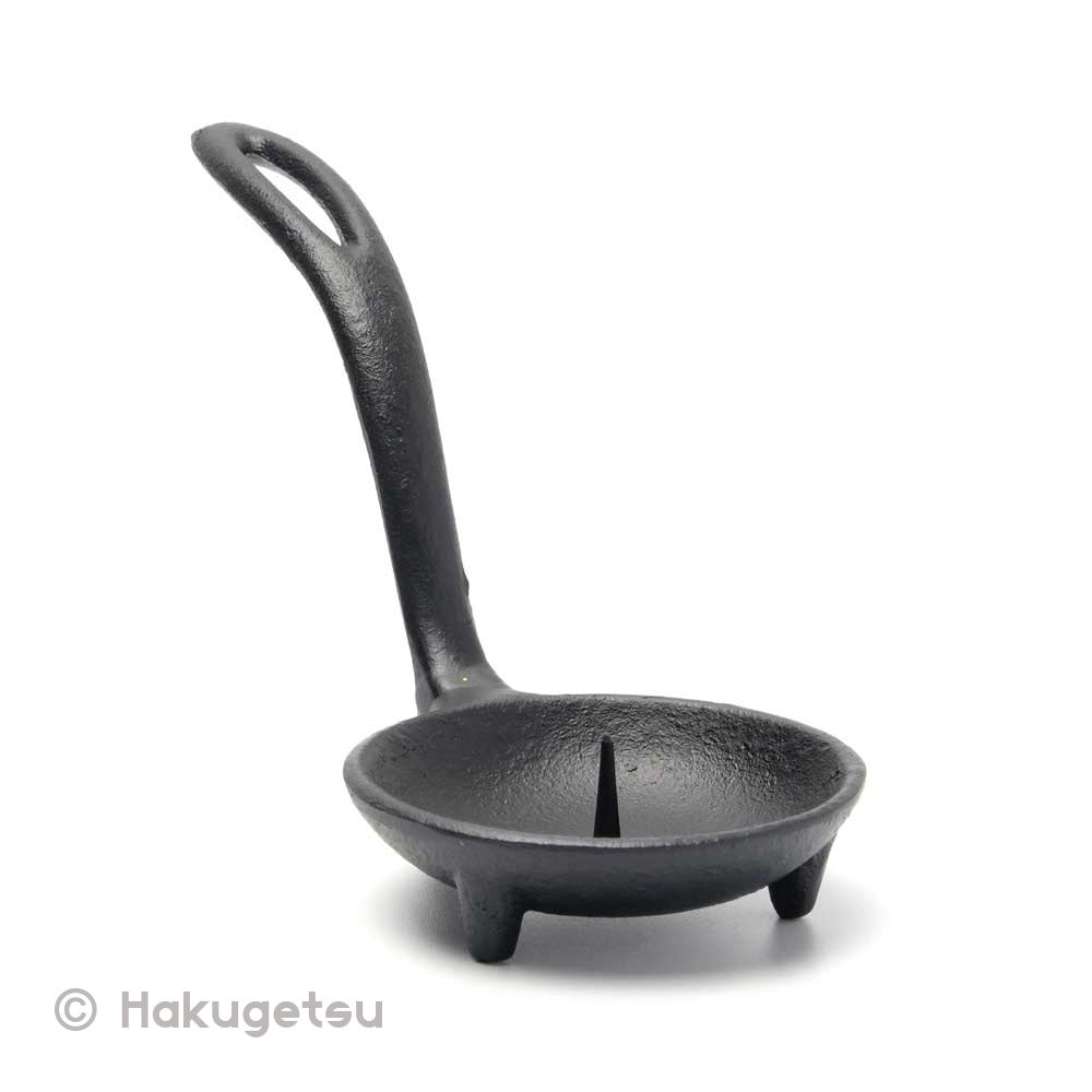 "Madoka" Candle Holder, Made of Iron - HAKUGETSU