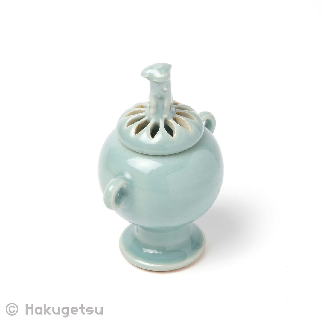 Small Celadon Incense Burner with Lion (Shishi) Lid [secondhand] - HAKUGETSU