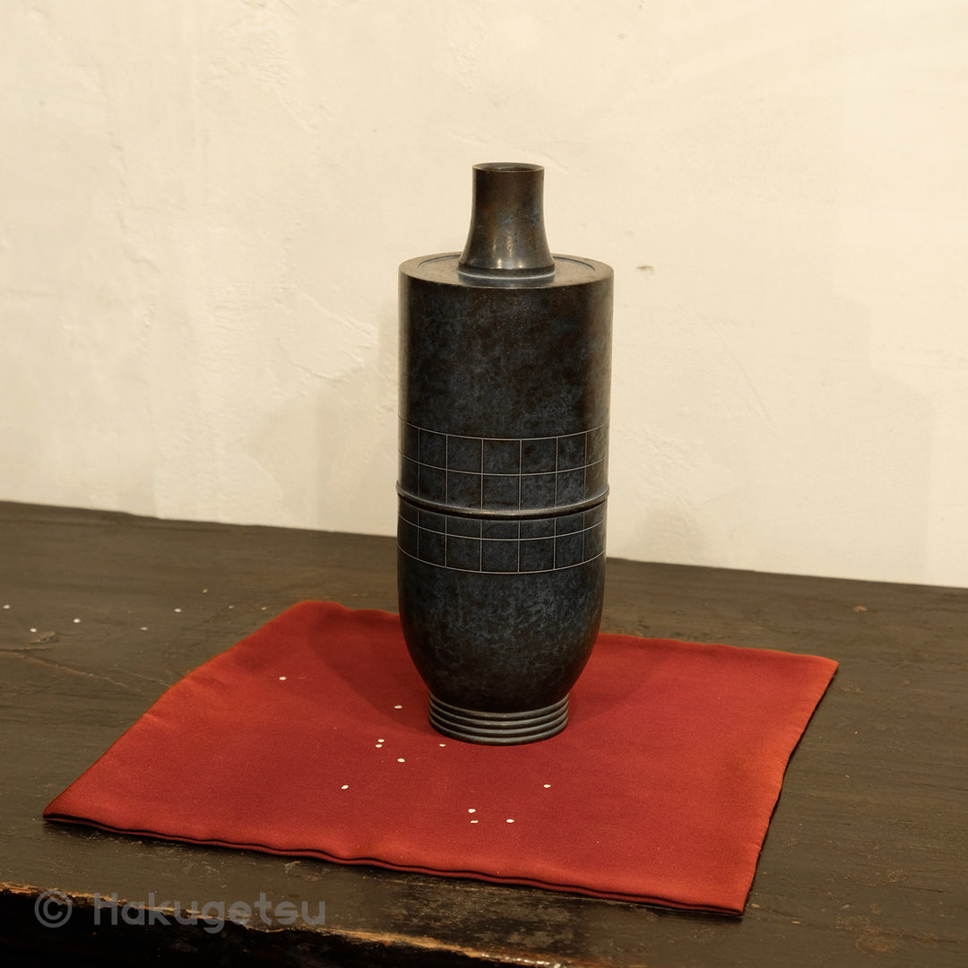 Copper Craft Vase, Title "Yahazu-kuchi(矢筈口)" - HAKUGETSU